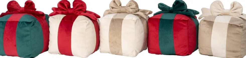 Intratuin sierkussen Cadeau crème / rood 15 x 15 cm