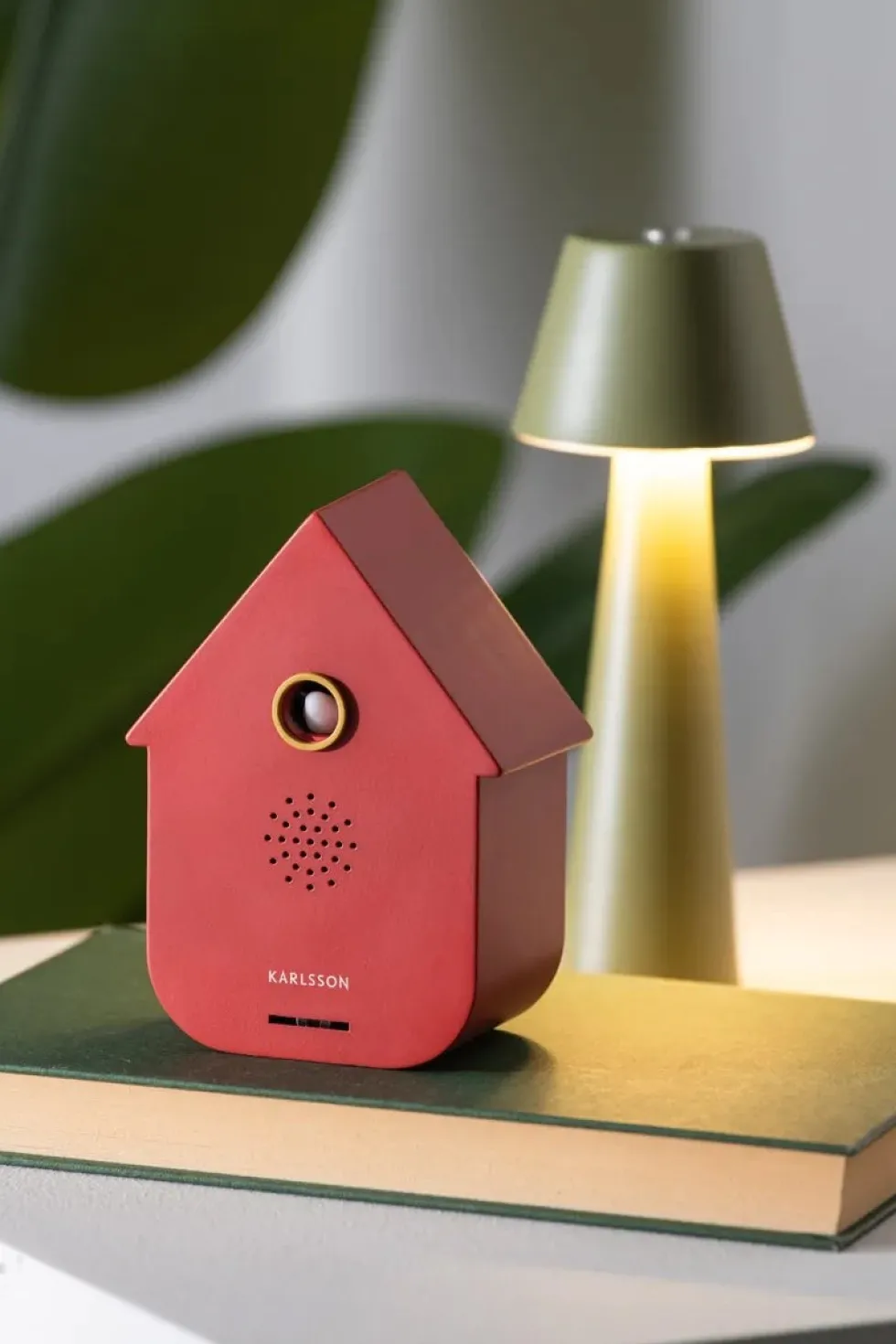 Karlsson soundbox Koekoek rood 12 x 7,5 x 11,5 cm